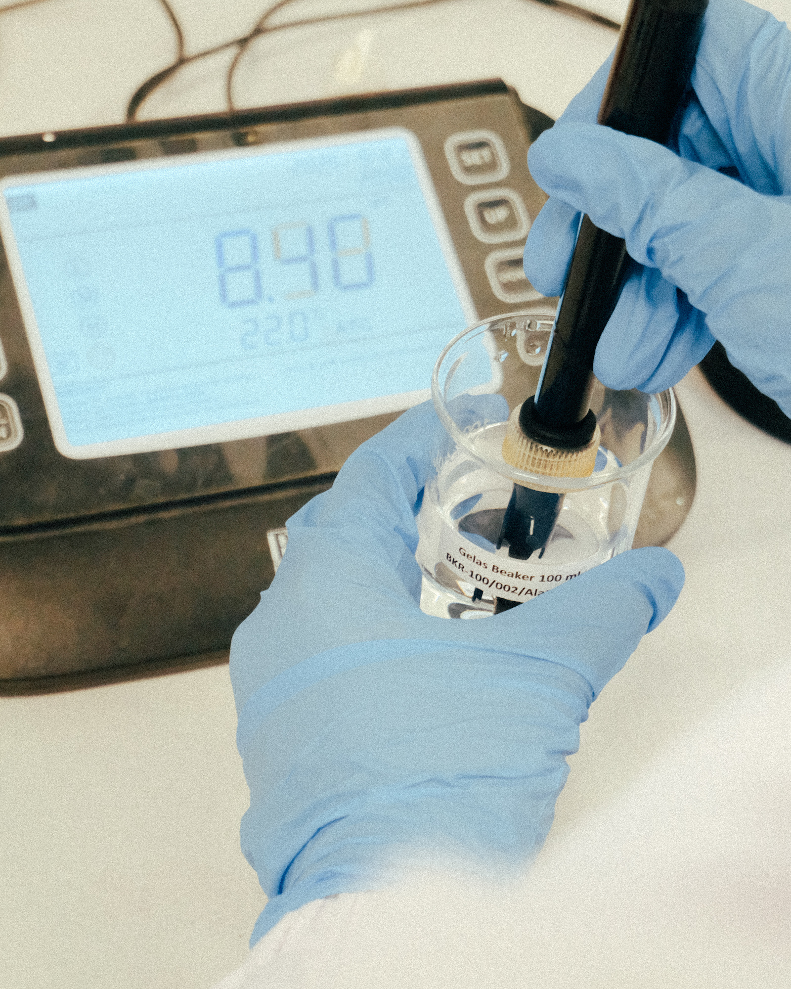 pH Level Measurement & Acid Value / Peroxide Value Determination